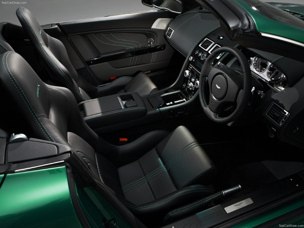 Aston Martin Vantage V8 Roadster Interior